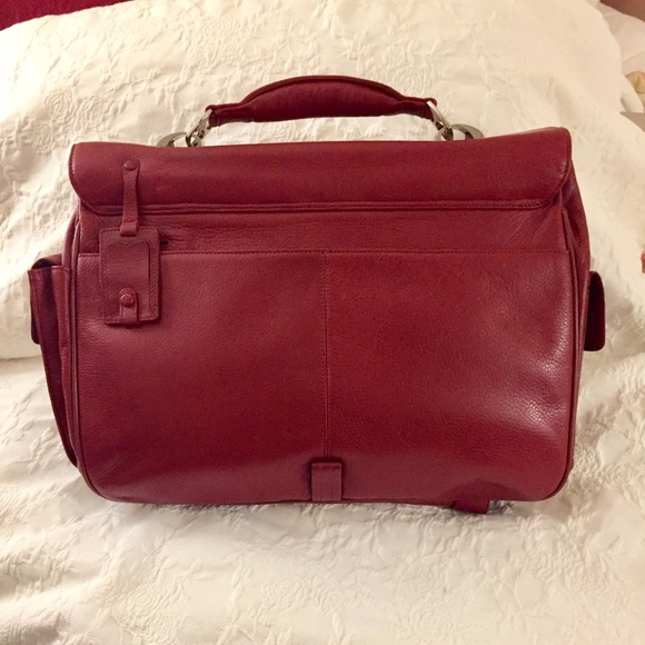 Beautiful Piquadro Italian Leather Business Bag (Unisex) - Picture 5 of 15